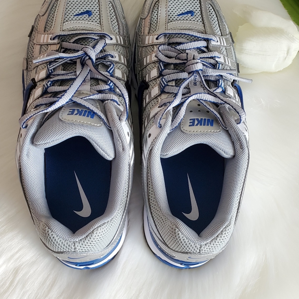 Size 7.5💕NIKE WOMEN'S SHOES(No Box) - Picture 7 of 9